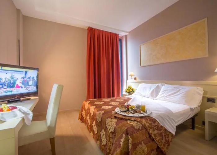 Euro Hotel