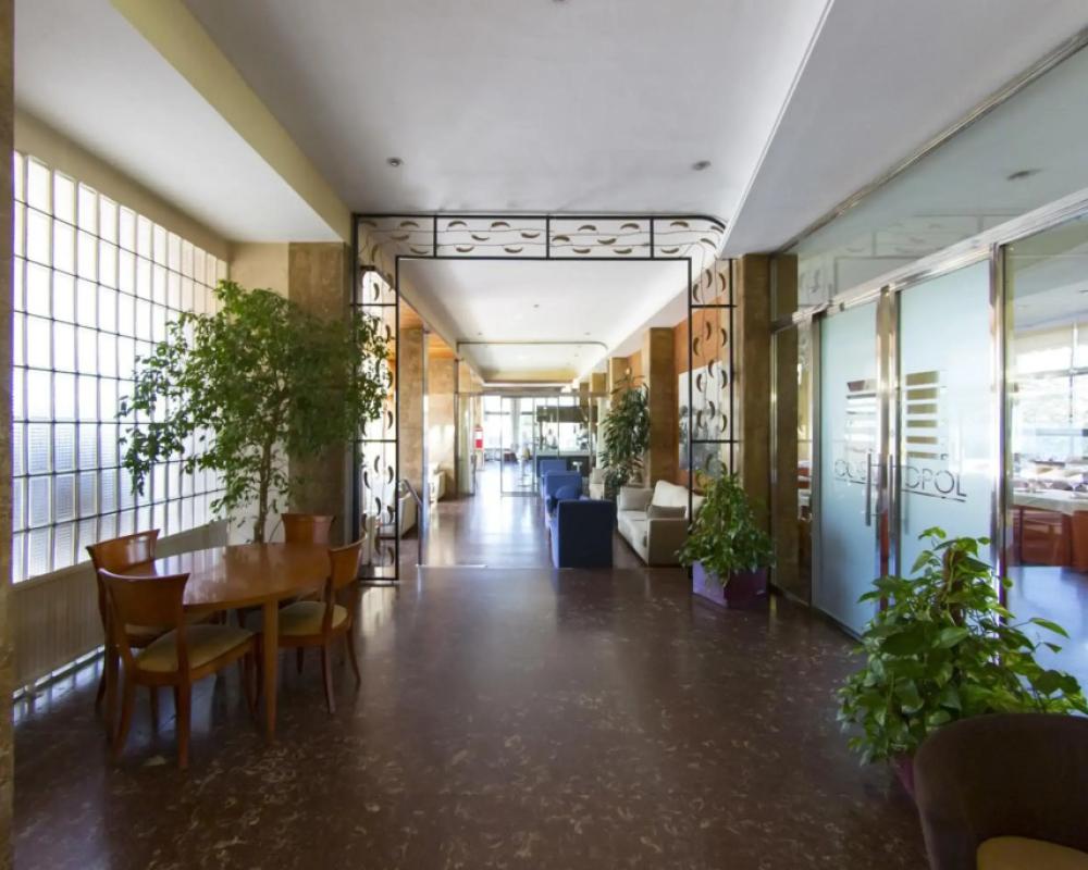 фото Hotel Cosmopol