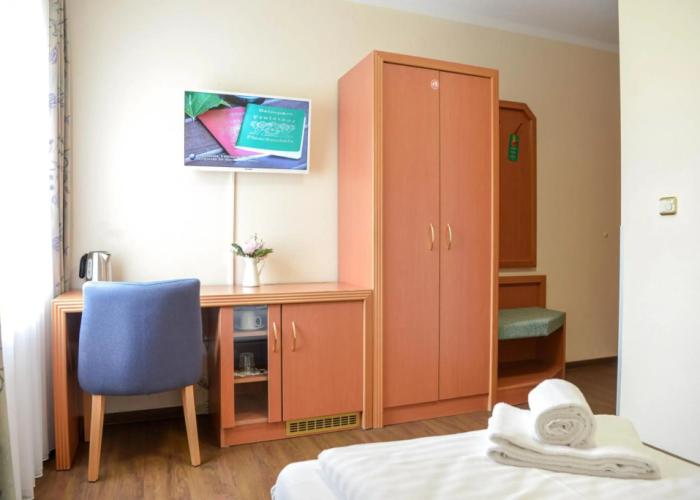 Hotel Opal