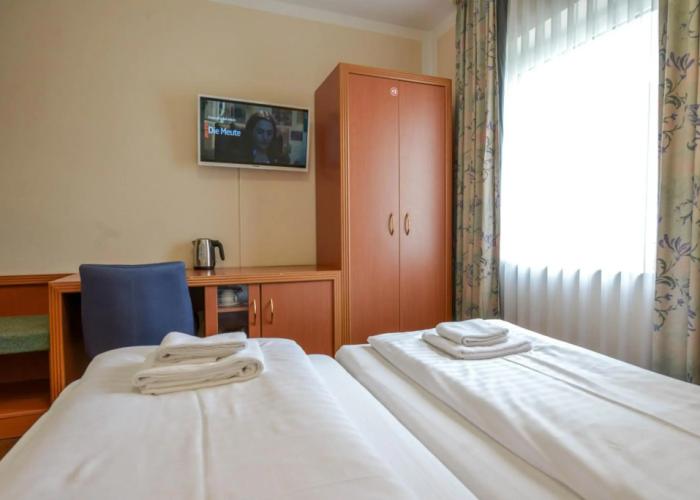 Hotel Opal
