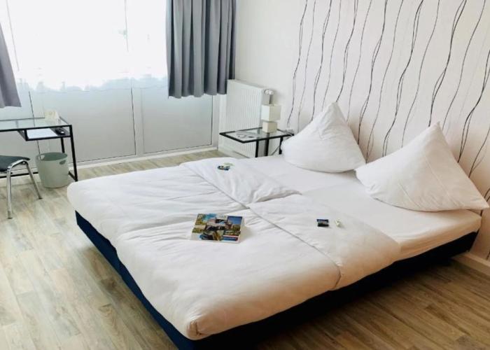 [Bee]Village Messehotel Hannover-Laatzen.