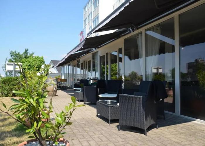 [Bee]Village Messehotel Hannover-Laatzen.