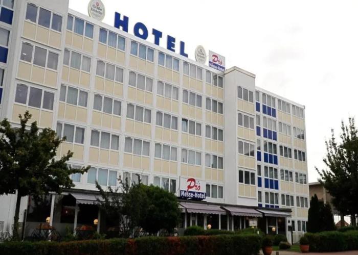[Bee]Village Messehotel Hannover-Laatzen.
