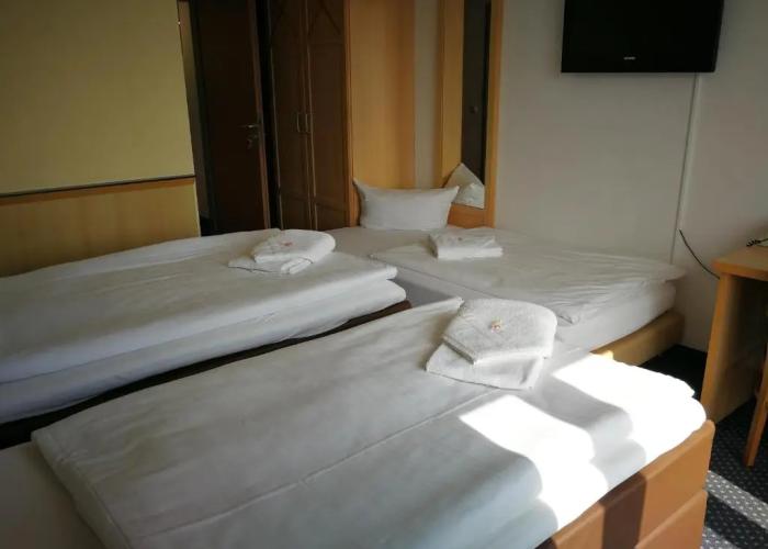 Hotel NearBy
