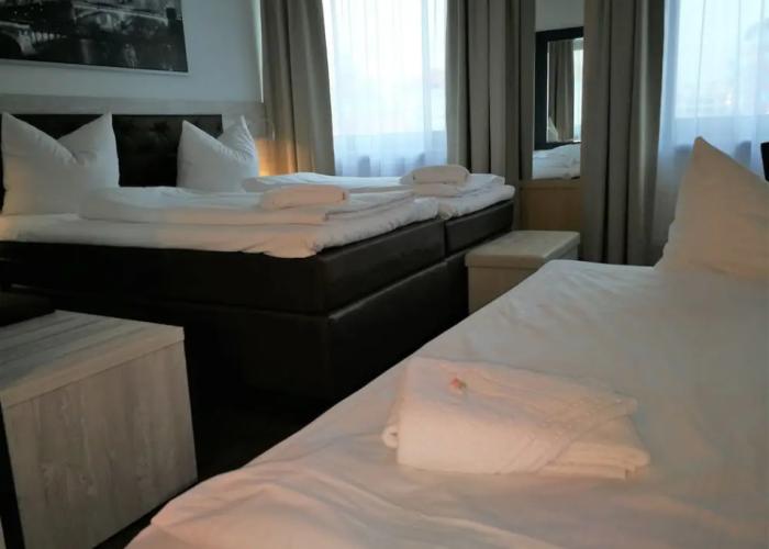 Hotel NearBy
