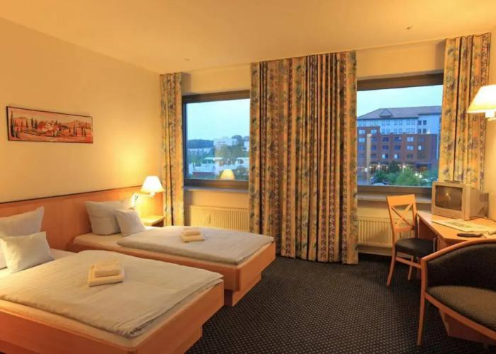 Hotel NearBy