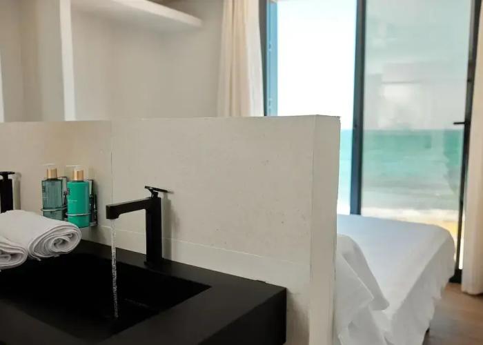 Ancon Suites