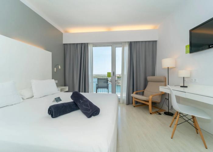 ARTIEM Carlos - Adults Only Hotel