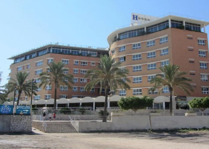 Senator Águilas Hotel