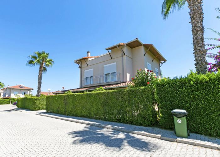 Paradise Town Hazel Villa