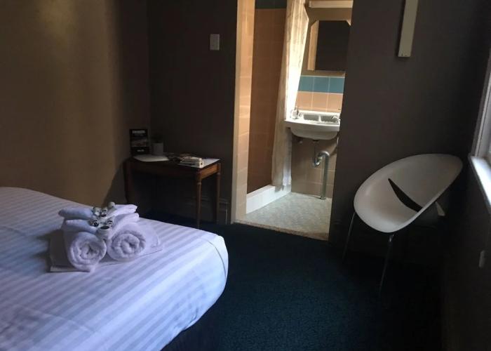 Swansea Hotel