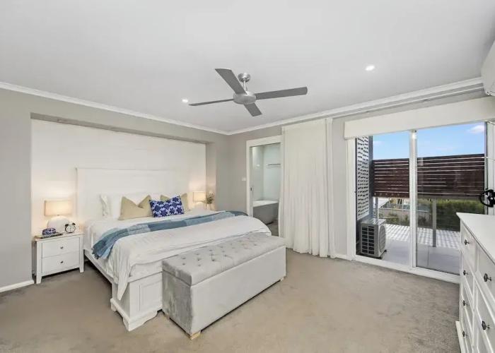 Shelly Beach Serenity