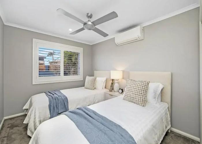 Shelly Beach Serenity