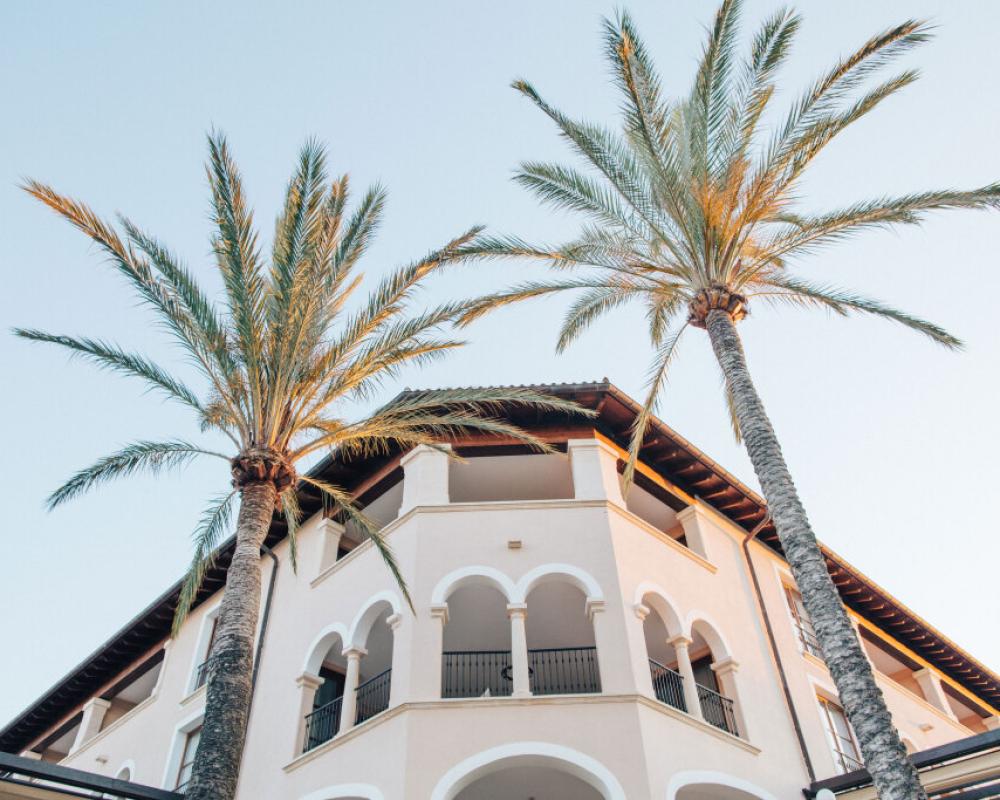 The St. Regis Mardavall Mallorca Resort