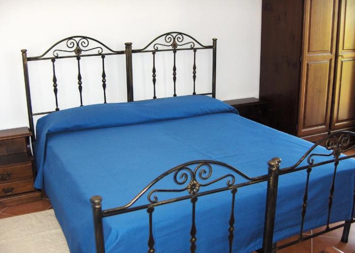Bed Sandalia