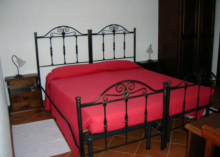 Bed Sandalia
