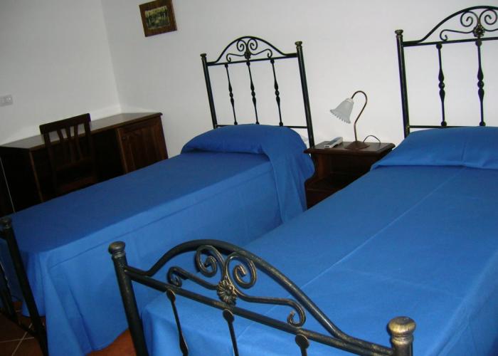 Bed Sandalia
