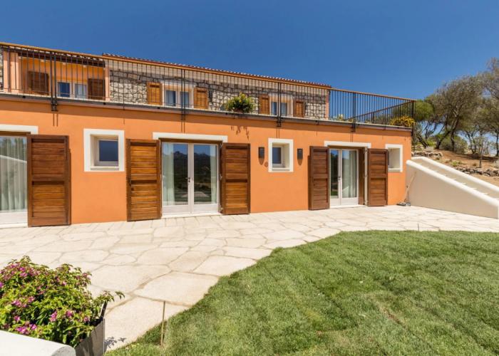 Tenuta Petra Bianca