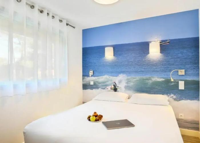 LOGIS Les Vagues