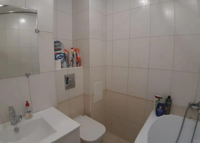 Na Pirogova 1b1 Apartments