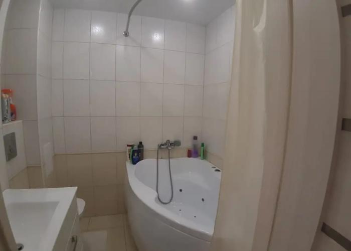 Na Pirogova 1b1 Apartments