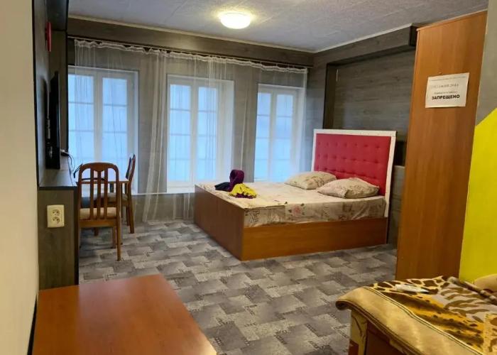 Parizhsky Dvor Guest House