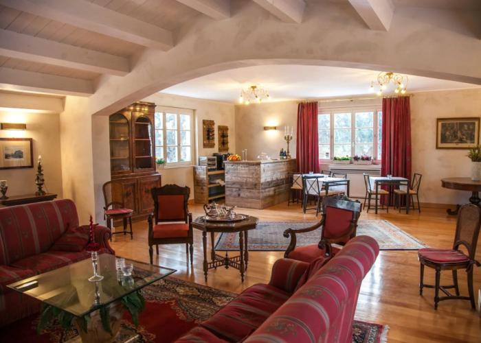Zahir Country House