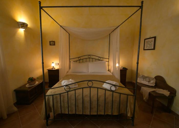 La Corte Del Sole