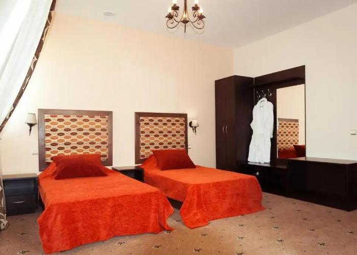 Elbrus Hotel
