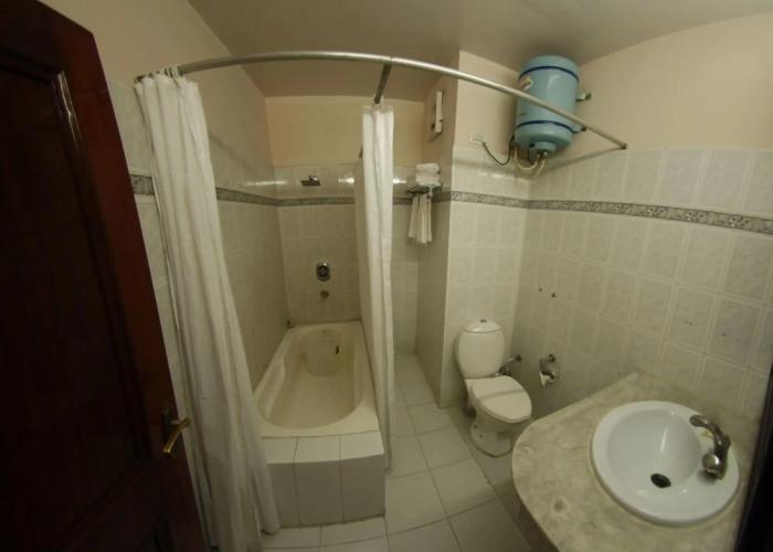 Hotel Dolphin