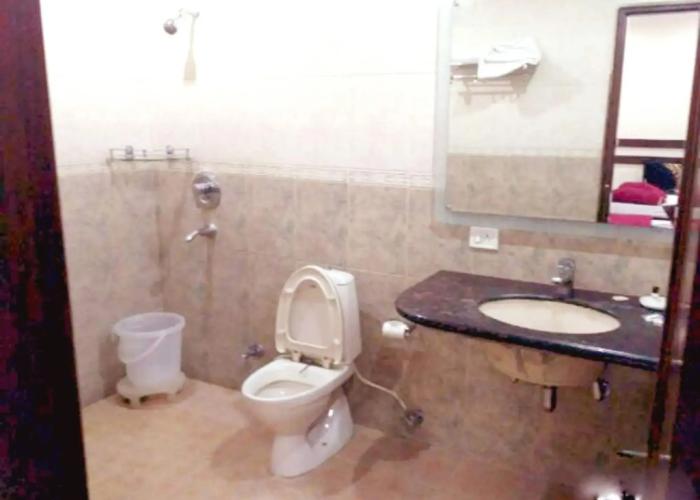 Hotel Maharaja Residency