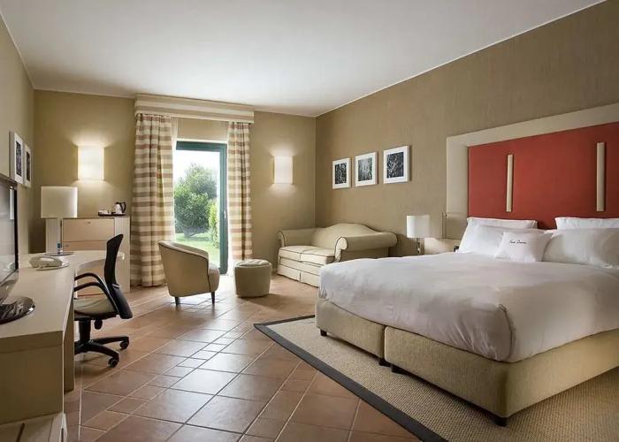 DoubleTree by Hilton Acaya Golf Resort, Lecce