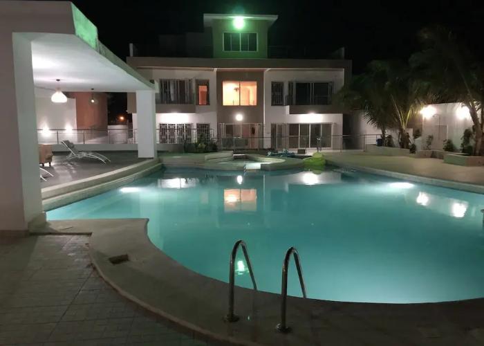 Villa Somone Pied Dans L'eau