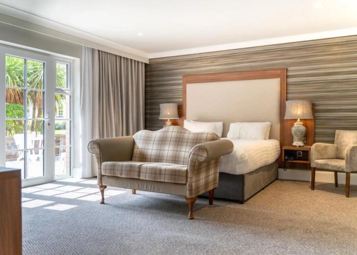Dunadry Hotel and Gardens