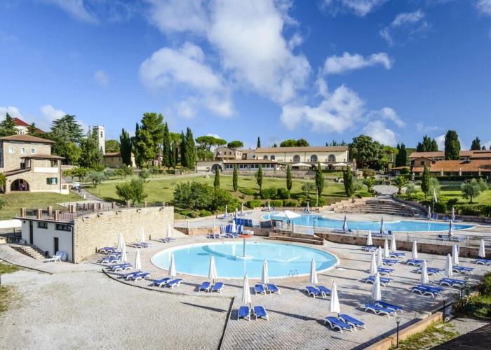 Pian Dei Mucini Resort Il Borgo