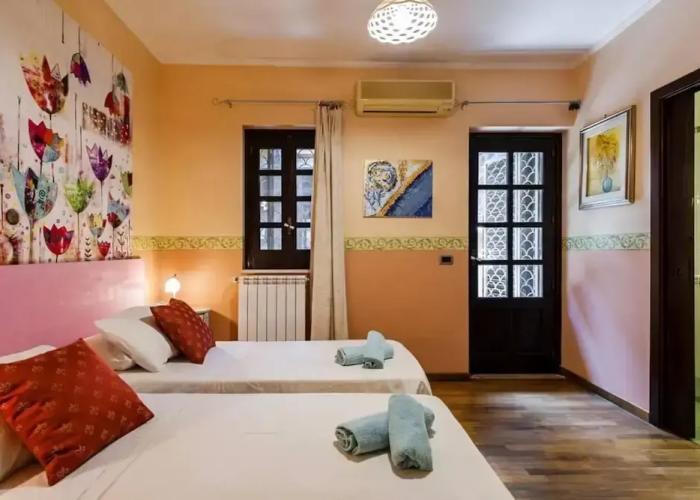 Casa Rubino - Confortevole Casa con Ampio Spazio Esterno e Piscina Privata