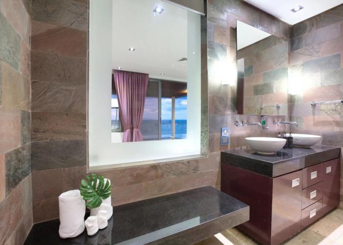 Villas_and_Bungalows Villa U