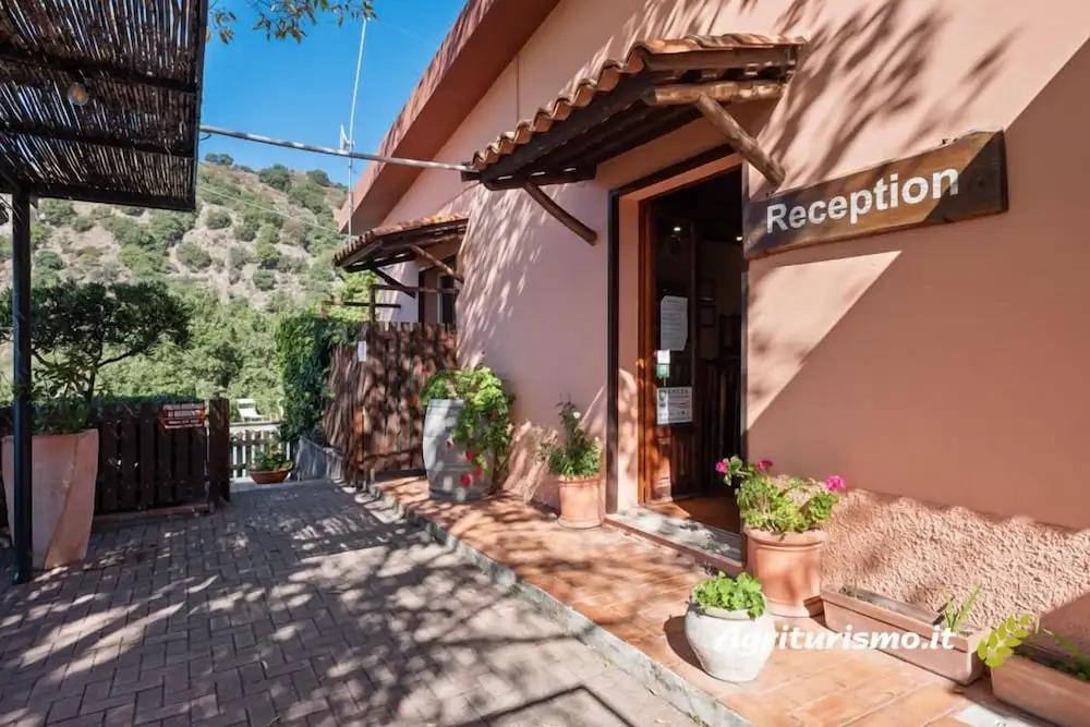 Agriturismo San Cataldo Farm Home