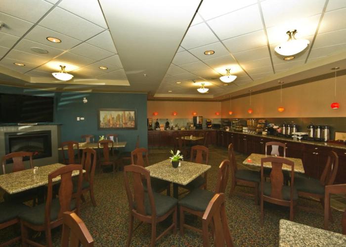 Redwood Inn & Suites - Grande Prairie