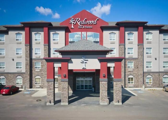 Redwood Inn & Suites - Grande Prairie