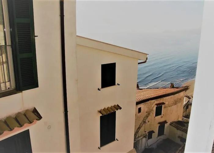 Holidaycasa Macca - Confortevole e con Vista Mare