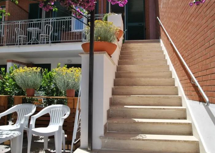 La Bouganville Studio 200 m From the sea