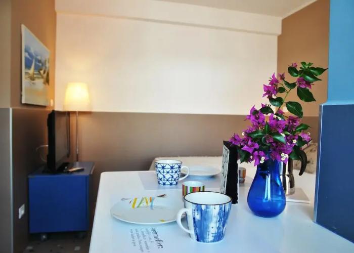 La Bouganville Studio 200 m From the sea