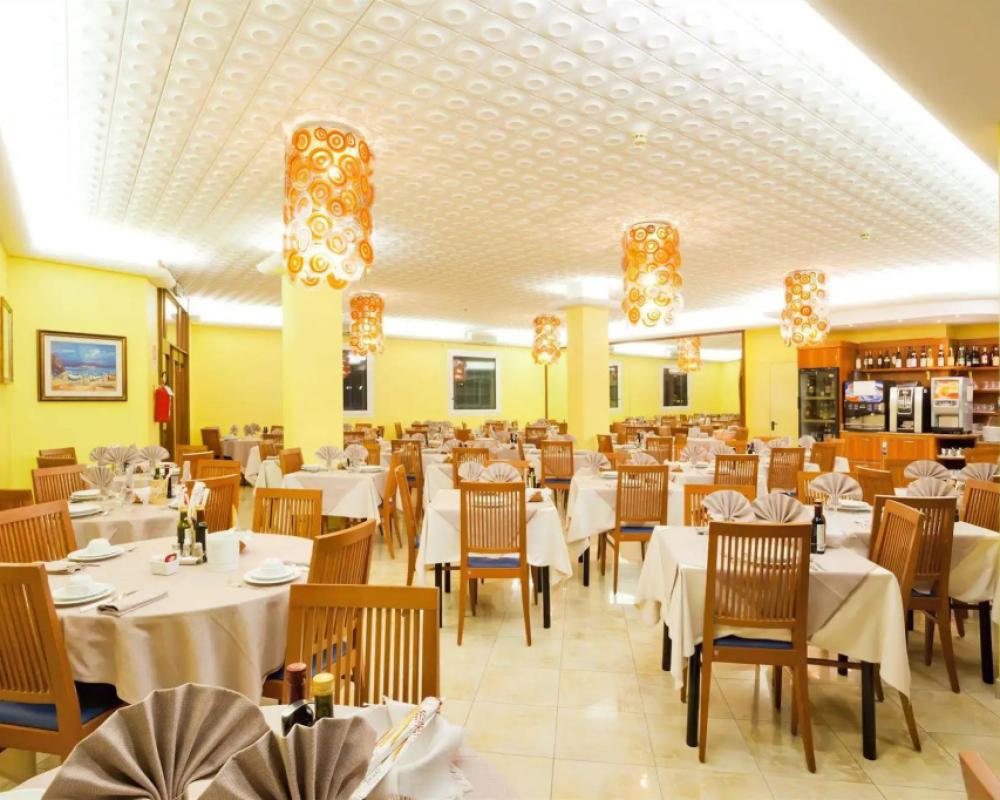 фото Hotel Universal