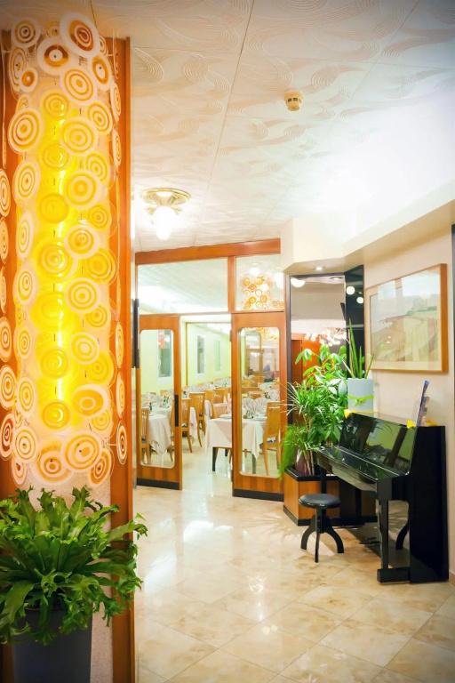 фото Hotel Universal