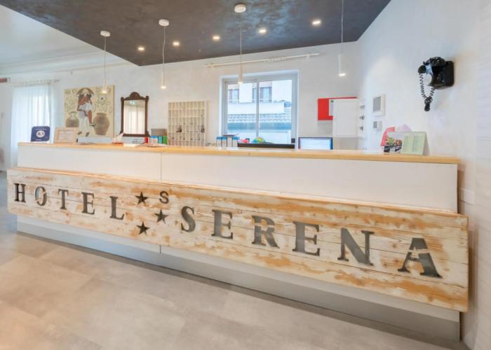 Hotel Serena