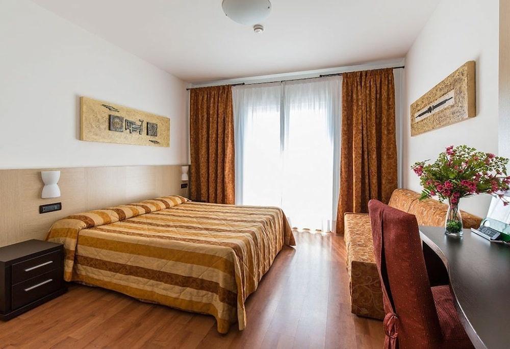 фото Hotel Olympus