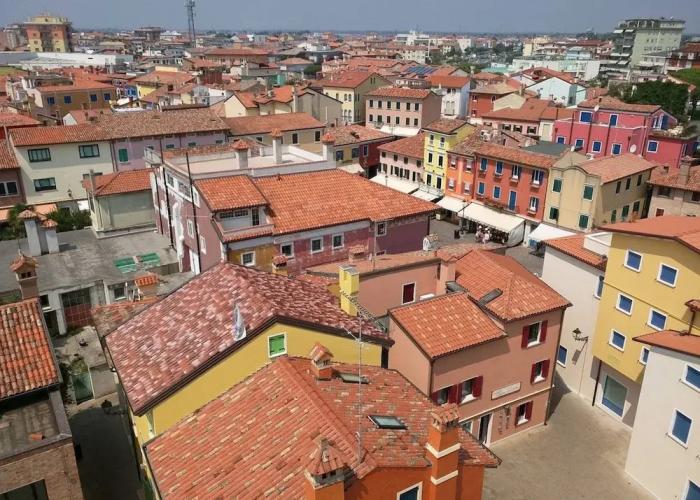 Caorle Awaits you in a Comfortable 3 bdr Apartment