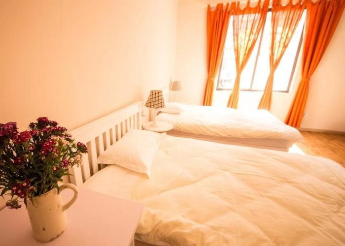 Dali Times Hostel