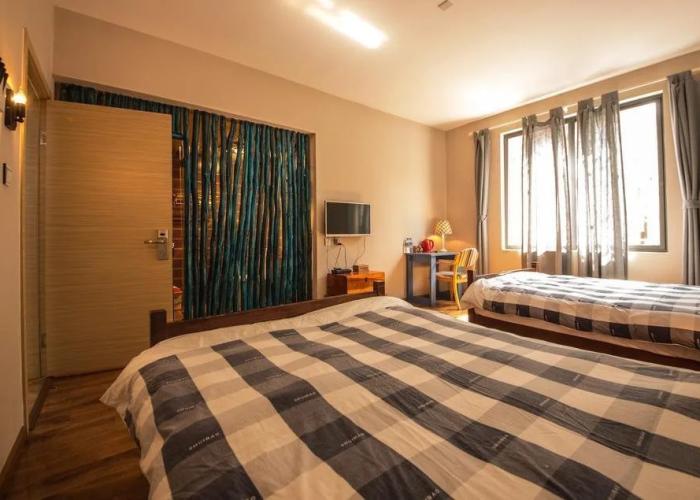 Dali Times Hostel